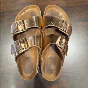 Birkenstock Rose gold metallic Arizona Sandals